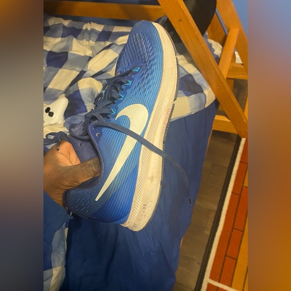 Shoe’s,backpacks, - Picture 2 of 8